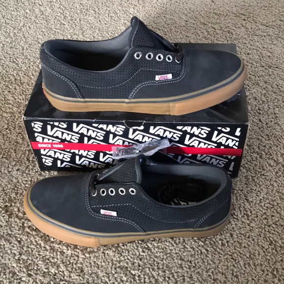 vans era pro perforated